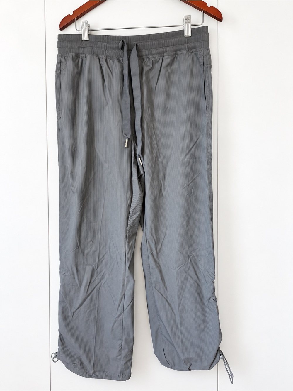 Layer 8 Quick-Dry Wide Leg Athletic Pants Size L Charcoal Grey